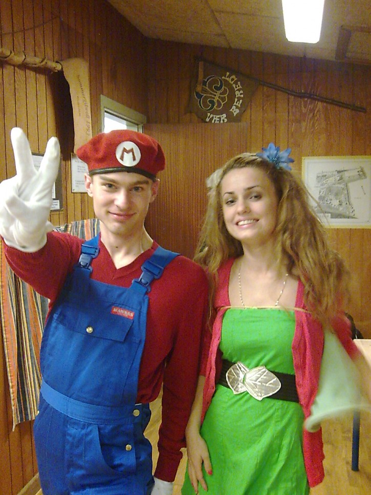 Its-a-mee - MARIO! (September 2009)