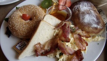 Lækker amerikansk morgenmad på Nola's