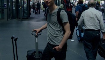 Træt Zero på turen hjemad